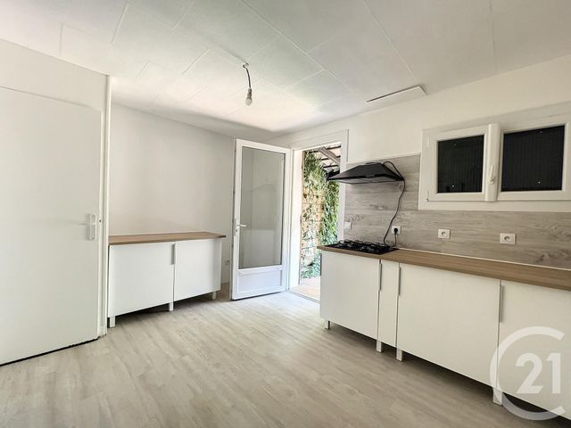 Maison &agrave; louer - 3 pi&egrave;ces - 77,47 m2 - Villeneuve Sur Lot - 47 - AQUITAINE