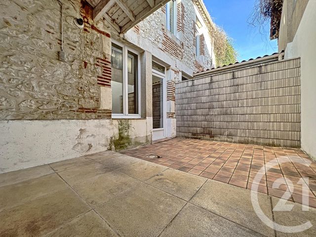 Appartement à louer - 2 pièces - 56 m2 - Villeneuve Sur Lot - 47 - AQUITAINE