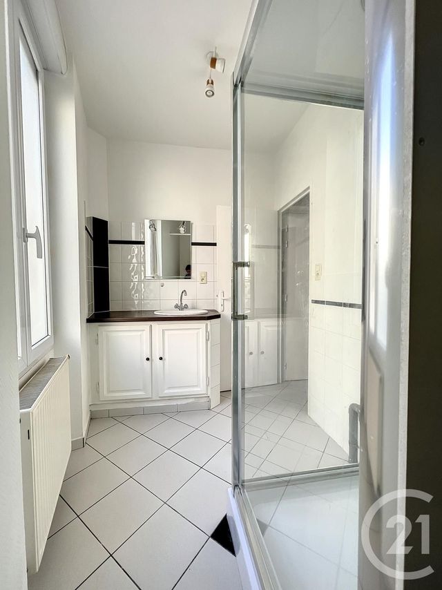 Appartement à louer - 2 pièces - 56 m2 - Villeneuve Sur Lot - 47 - AQUITAINE