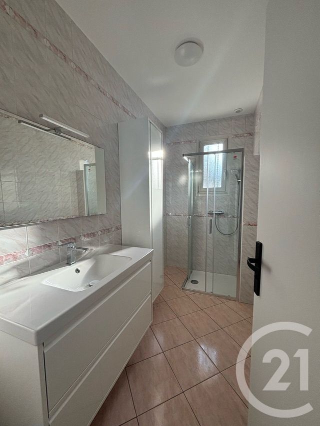 Maison &agrave; louer - 4 pi&egrave;ces - 76,14 m2 - Casseneuil - 47 - AQUITAINE