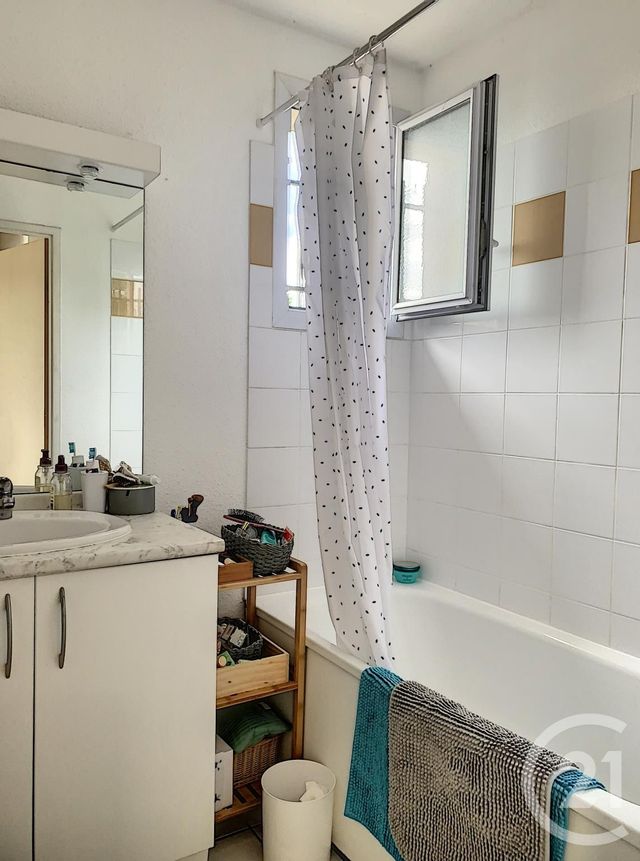 Appartement T2 à louer - 2 pièces - 45,15 m2 - Villeneuve Sur Lot - 47 - AQUITAINE