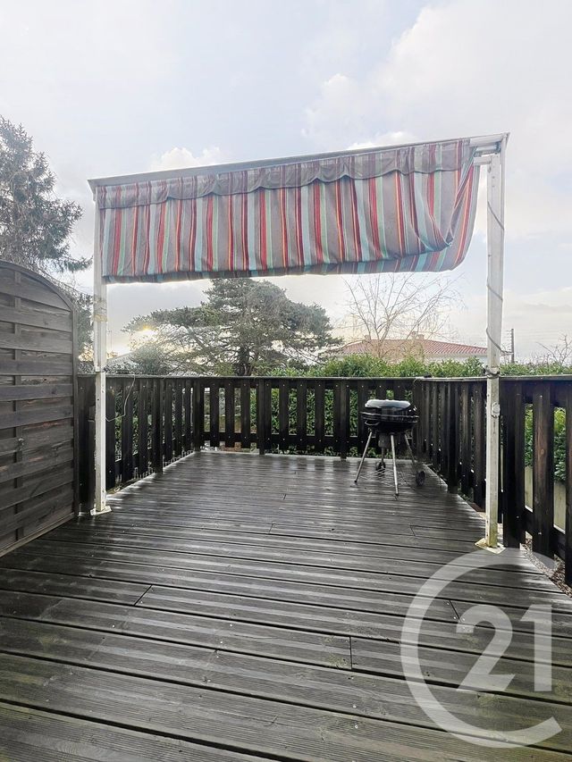 Maison &agrave; louer - 5 pi&egrave;ces - 97,70 m2 - Villeneuve Sur Lot - 47 - AQUITAINE