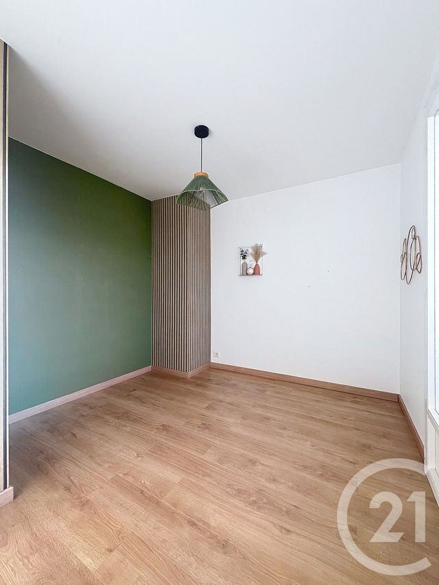 Maison &agrave; louer - 5 pi&egrave;ces - 97,70 m2 - Villeneuve Sur Lot - 47 - AQUITAINE