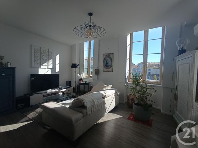 Appartement &agrave; vendre - 3 pi&egrave;ces - 70 m2 - Villeneuve Sur Lot - 47 - AQUITAINE