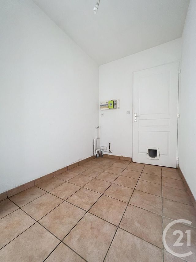 Maison &agrave; louer - 4 pi&egrave;ces - 91 m2 - Villeneuve Sur Lot - 47 - AQUITAINE