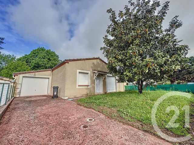 Maison &agrave; louer - 4 pi&egrave;ces - 91 m2 - Villeneuve Sur Lot - 47 - AQUITAINE