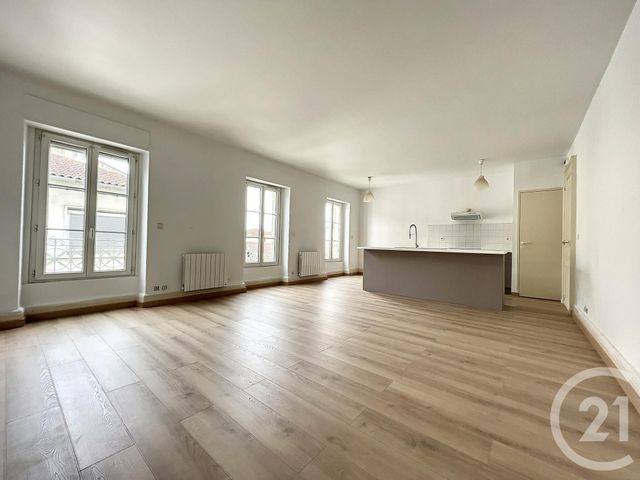 Appartement T2 &agrave; louer - 2 pi&egrave;ces - 55 m2 - Villeneuve Sur Lot - 47 - AQUITAINE