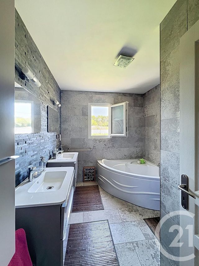 Maison à vendre - 5 pièces - 166 m2 - Villeneuve Sur Lot - 47 - AQUITAINE