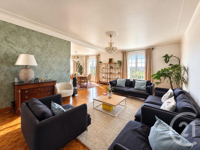 Maison 6 pièces 215 m² · à Hendaye · 215 m² · 1 690 000 €