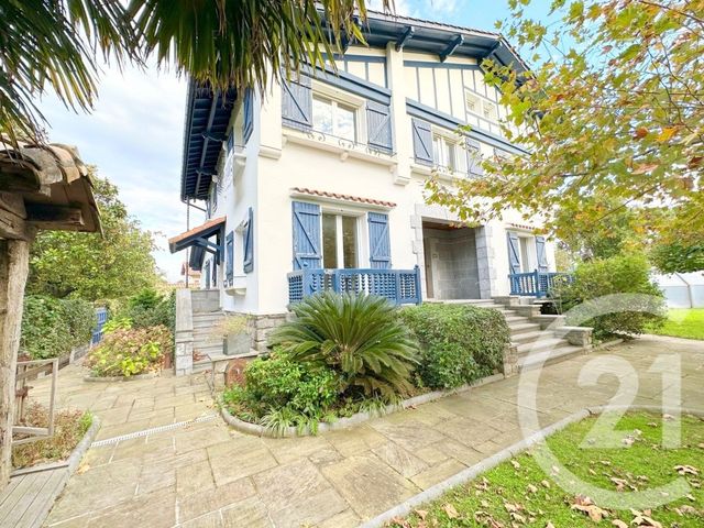 Maison à vendre - 9 pièces - 262 m2 - Hendaye - 64 - AQUITAINE