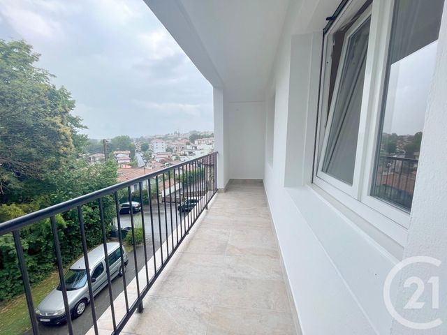 Appartement &agrave; louer - 3 pi&egrave;ces - 68,27 m2 - Hendaye - 64 - AQUITAINE