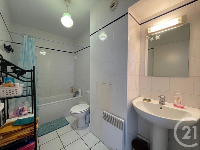Appartement T3 &agrave; louer - 3 pi&egrave;ces - 58,10 m2 - Hendaye - 64 - AQUITAINE