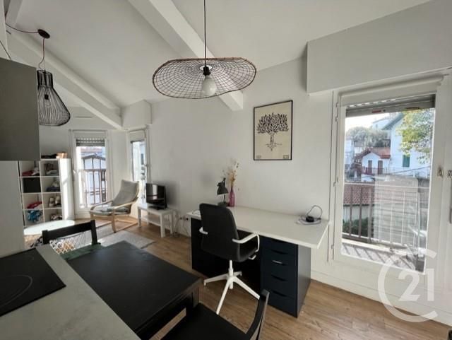 Appartement Studio &agrave; louer - 1 pi&egrave;ce - 32,34 m2 - Hendaye - 64 - AQUITAINE