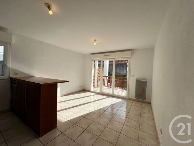 Appartement F3 &agrave; louer - 3 pi&egrave;ces - 57,40 m2 - Hendaye - 64 - AQUITAINE
