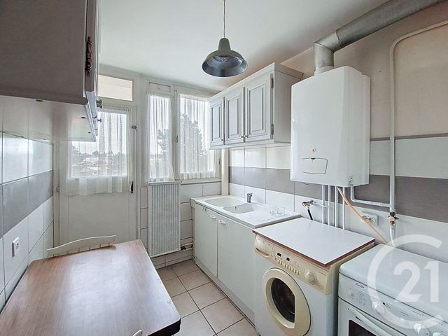 Appartement F5 &agrave; vendre - 5 pi&egrave;ces - 82 m2 - Corbas - 69 - RHONE-ALPES