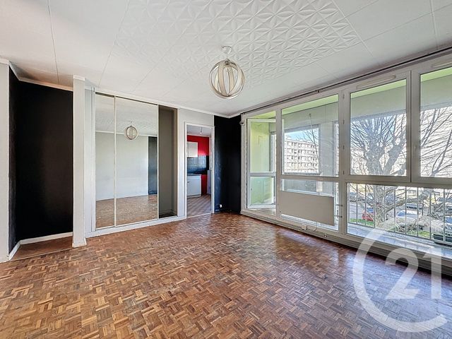 Appartement T4 &agrave; vendre - 4 pi&egrave;ces - 65 m2 - Venissieux - 69 - RHONE-ALPES