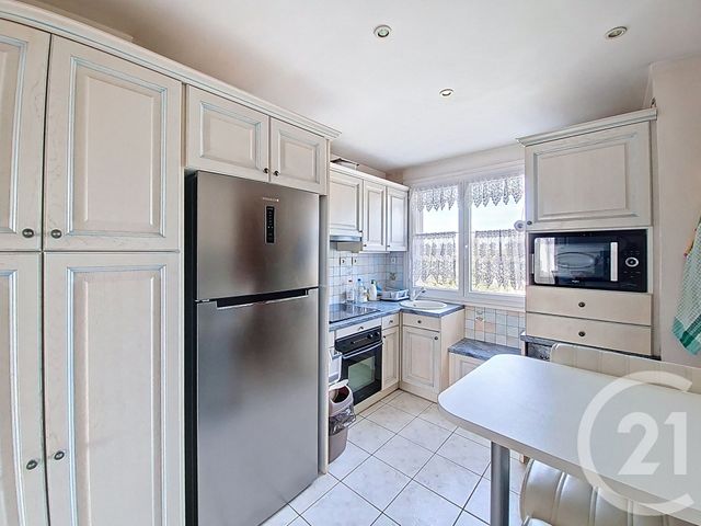 Appartement F5 à vendre - 5 pièces - 90,66 m2 - Feyzin - 69 - RHONE-ALPES