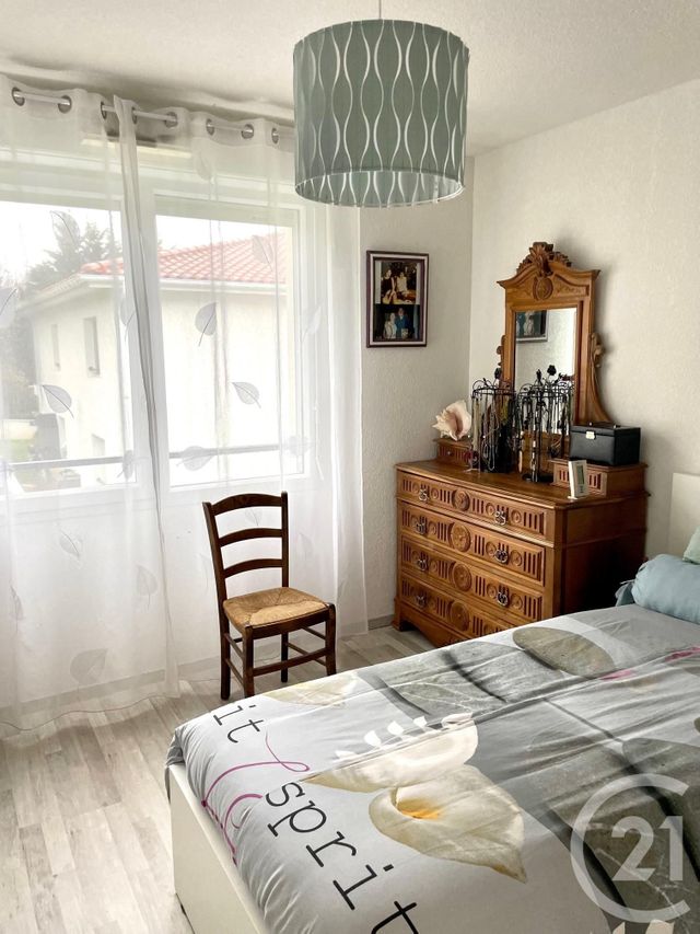 Appartement T3 à vendre - 3 pièces - 65,82 m2 - Feyzin - 69 - RHONE-ALPES