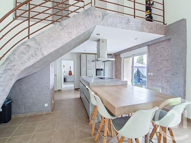 Maison &agrave; vendre - 4 pi&egrave;ces - 134 m2 - St Pierre De Chandieu - 69 - RHONE-ALPES