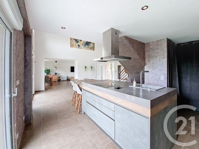 Maison &agrave; vendre - 4 pi&egrave;ces - 134 m2 - St Pierre De Chandieu - 69 - RHONE-ALPES