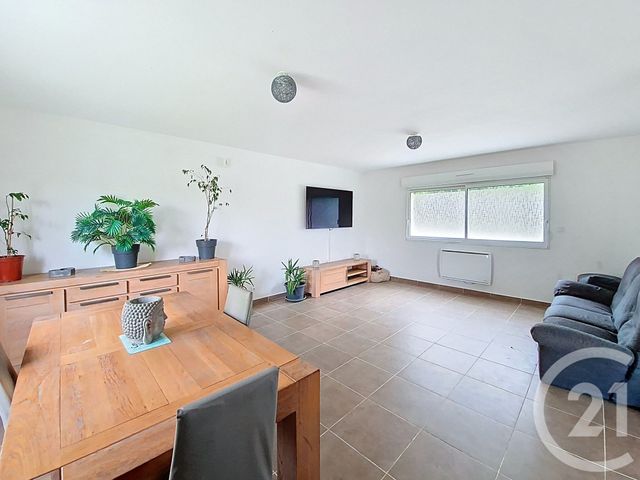 Maison &agrave; vendre - 4 pi&egrave;ces - 134 m2 - St Pierre De Chandieu - 69 - RHONE-ALPES