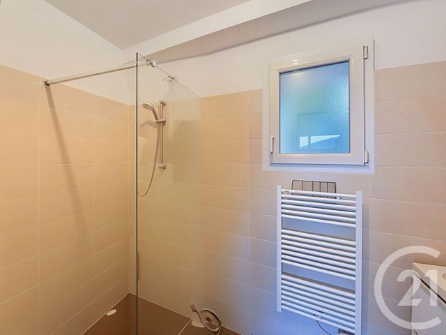 Maison &agrave; vendre - 4 pi&egrave;ces - 134 m2 - St Pierre De Chandieu - 69 - RHONE-ALPES