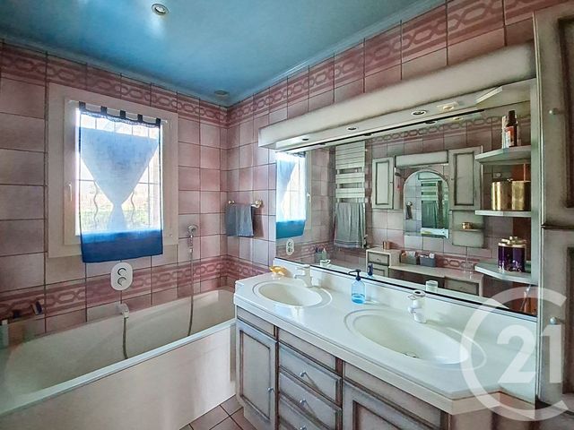 Maison &agrave; vendre - 6 pi&egrave;ces - 222 m2 - Feyzin - 69 - RHONE-ALPES