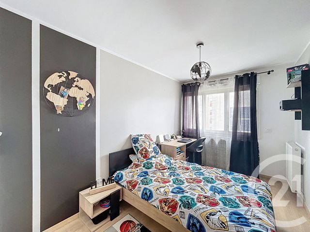 Appartement F4 &agrave; vendre - 5 pi&egrave;ces - 83,14 m2 - St Priest - 69 - RHONE-ALPES