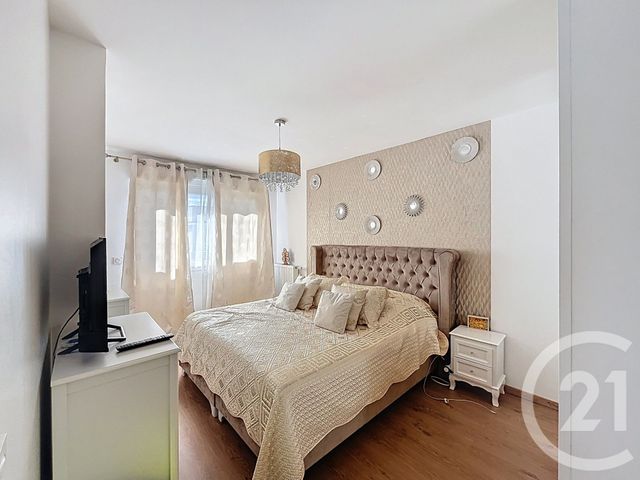 Appartement F4 &agrave; vendre - 5 pi&egrave;ces - 83,14 m2 - St Priest - 69 - RHONE-ALPES