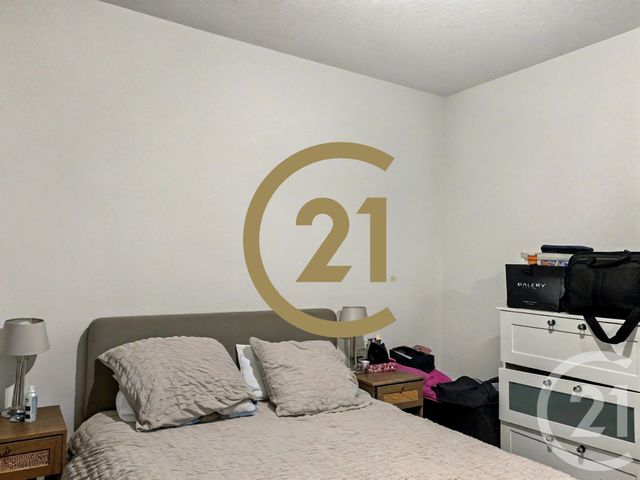 Appartement F3 à vendre - 3 pièces - 66,54 m2 - Decines Charpieu - 69 - RHONE-ALPES