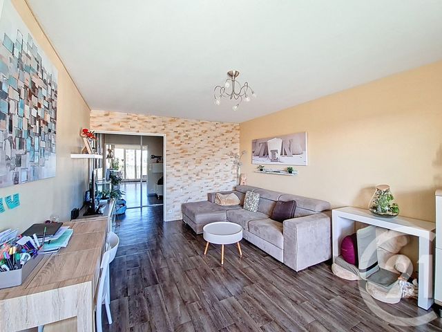 Appartement F4 à vendre - 4 pièces - 79 m2 - Corbas - 69 - RHONE-ALPES