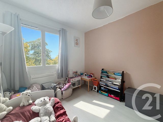 Appartement F4 &agrave; vendre - 4 pi&egrave;ces - 76 m2 - St Priest - 69 - RHONE-ALPES