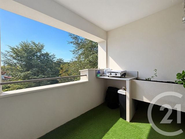 Appartement F4 &agrave; vendre - 4 pi&egrave;ces - 76 m2 - St Priest - 69 - RHONE-ALPES