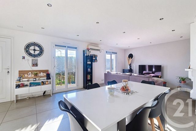 Maison à vendre - 6 pièces - 120 m2 - Corbas - 69 - RHONE-ALPES