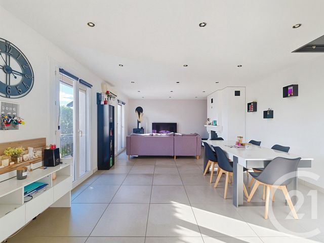 Maison à vendre - 6 pièces - 120 m2 - Corbas - 69 - RHONE-ALPES