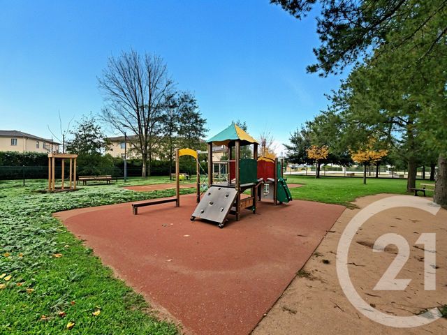 Maison à vendre - 4 pièces - 80 m2 - Corbas - 69 - RHONE-ALPES