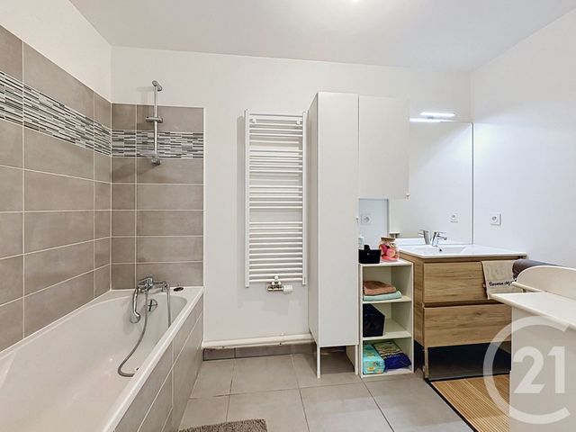 Appartement F3 &agrave; vendre - 3 pi&egrave;ces - 60 m2 - St Priest - 69 - RHONE-ALPES