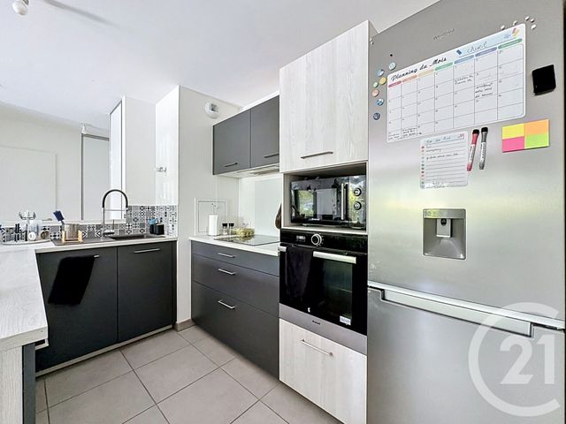 Appartement F3 &agrave; vendre - 3 pi&egrave;ces - 60 m2 - St Priest - 69 - RHONE-ALPES