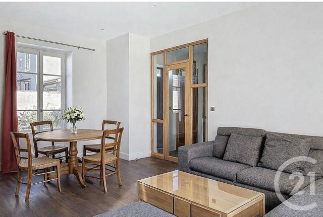 Maison &agrave; louer - 6 pi&egrave;ces - 167,84 m2 - Chaponnay - 69 - RHONE-ALPES