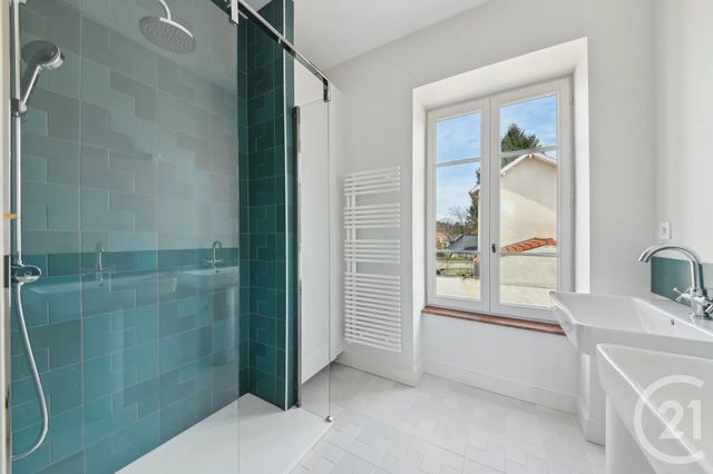 Maison &agrave; louer - 6 pi&egrave;ces - 167,84 m2 - Chaponnay - 69 - RHONE-ALPES