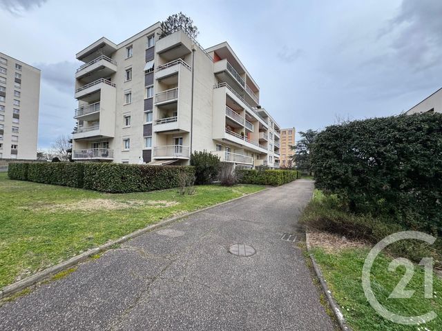 Appartement F3 &agrave; louer - 3 pi&egrave;ces - 62,86 m2 - Venissieux - 69 - RHONE-ALPES