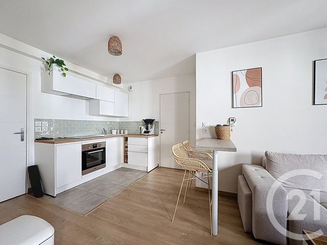 Appartement T2 &agrave; louer - 2 pi&egrave;ces - 41,38 m2 - Venissieux - 69 - RHONE-ALPES