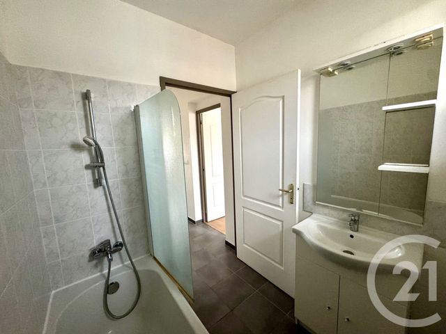 Maison &agrave; louer - 3 pi&egrave;ces - 68,79 m2 - Corbas - 69 - RHONE-ALPES