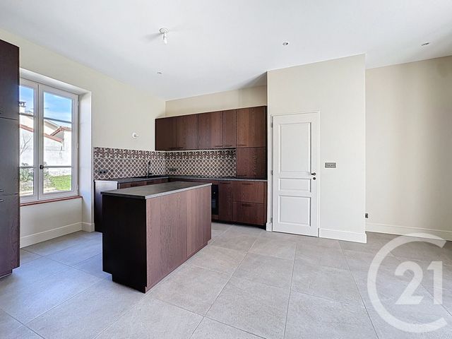 Maison &agrave; louer - 6 pi&egrave;ces - 167,84 m2 - Chaponnay - 69 - RHONE-ALPES