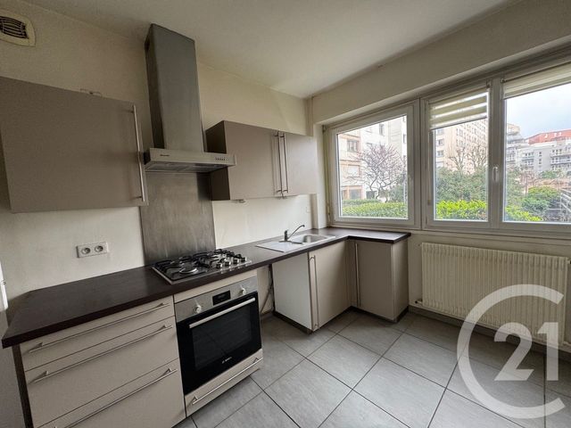 Appartement T3 &agrave; louer - 3 pi&egrave;ces - 64,13 m2 - Lyon - 69007 - RHONE-ALPES