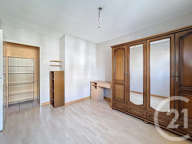 Appartement T3 &agrave; louer - 3 pi&egrave;ces - 67,43 m2 - Feyzin - 69 - RHONE-ALPES