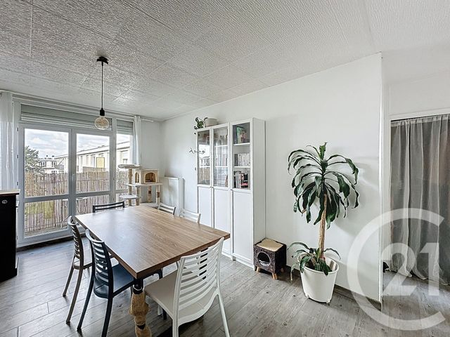 Appartement F4 &agrave; vendre - 4 pi&egrave;ces - 66,02 m2 - Corbas - 69 - RHONE-ALPES