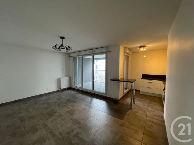 Appartement &agrave; louer - 3 pi&egrave;ces - 60,16 m2 - Venissieux - 69 - RHONE-ALPES