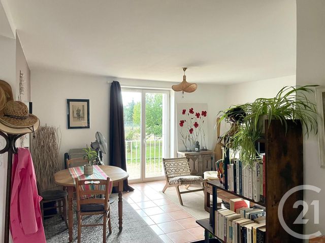 Appartement &agrave; louer - 3 pi&egrave;ces - 67,75 m2 - Chaponnay - 69 - RHONE-ALPES