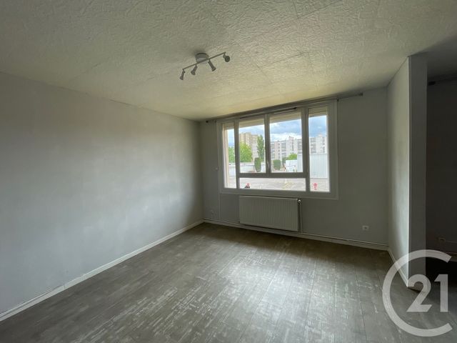 Appartement T4 &agrave; louer - 4 pi&egrave;ces - 65,40 m2 - Corbas - 69 - RHONE-ALPES